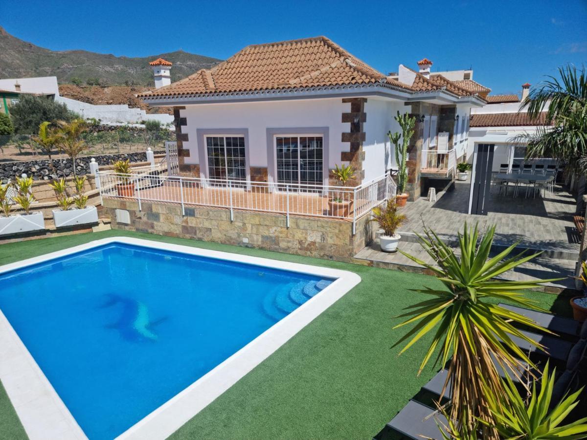 ארונה Villa Gaelca מראה חיצוני תמונה